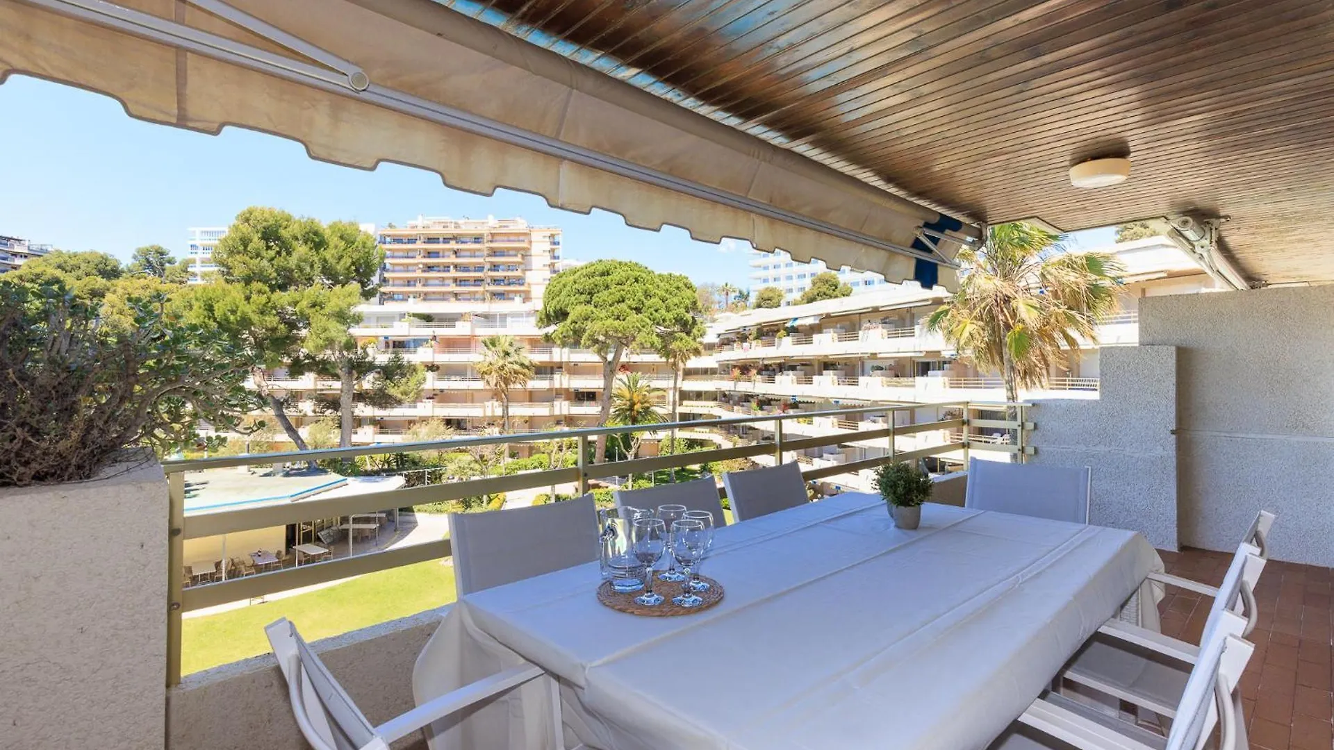 Uhc Playamero Family Complex Aacc Salou 0*,